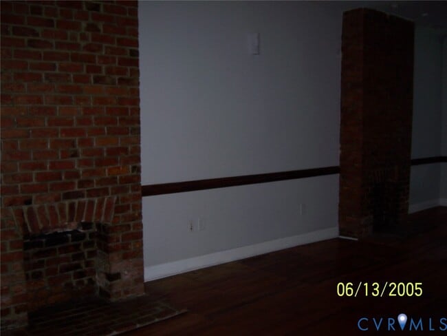 Building Photo - 712 N 24th St