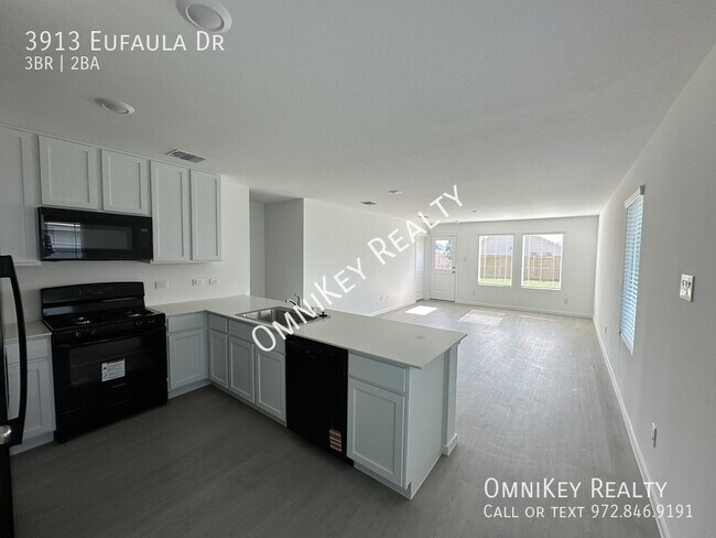 Building Photo - 3913 Eufaula Dr