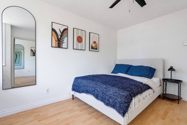 Photo du bâtiment - 1126 W 11th Ave