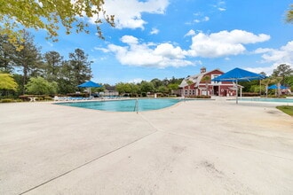 Building Photo - 12 Old Bridge Dr