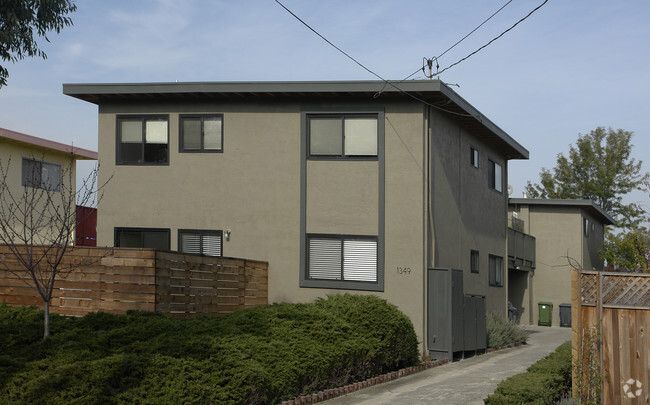 Building Photo - 1349 Rose St