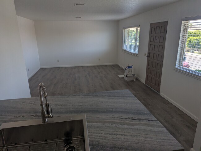 Foto del edificio - 72657 Thrush Rd