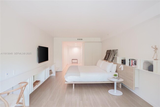 Building Photo - 291 Bal Bay Dr