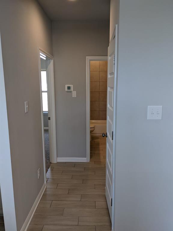 Foto del edificio - 409 Unforgiven Ln