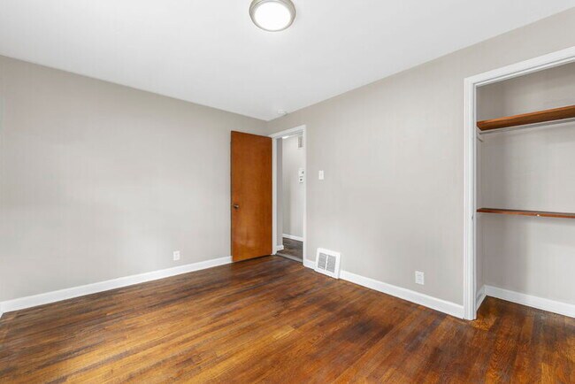 Foto del edificio - 10542 Anson Dr