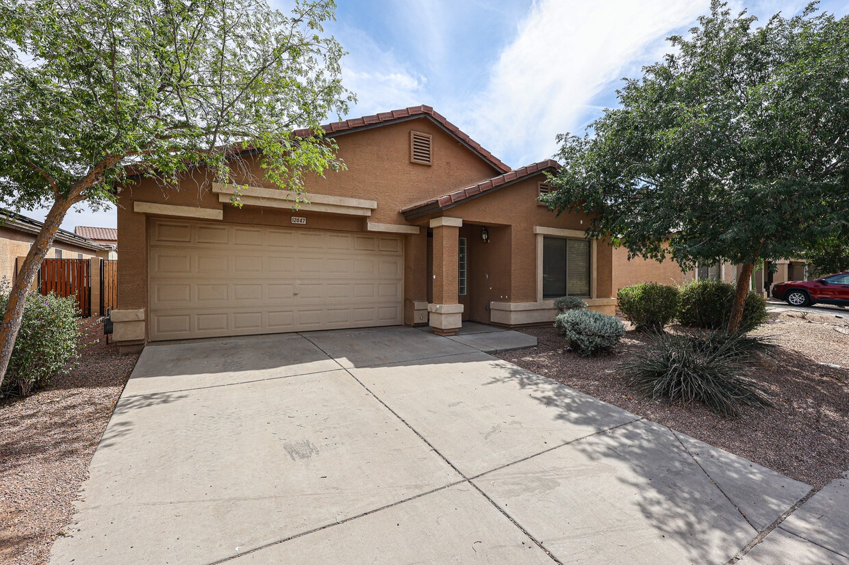 Photo - 12447 W El Nido Ln (Litchfield Park, AZ)