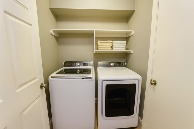 Building Photo - 1110 Cambrian Park Ct
