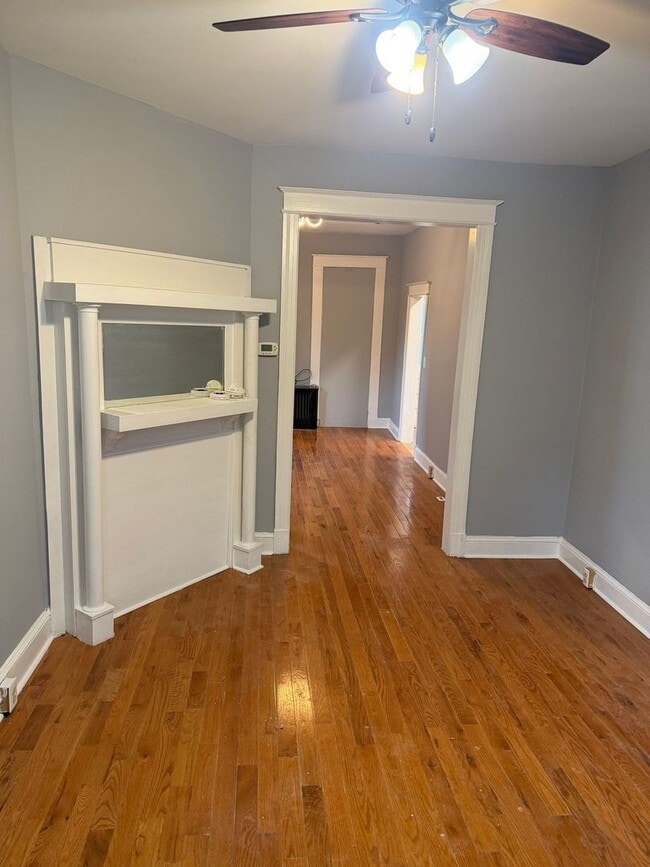 Foto del edificio - 917 Ingraham St NW