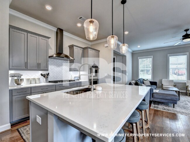 Foto del edificio - Do not miss out on our Move-in Special! 50...