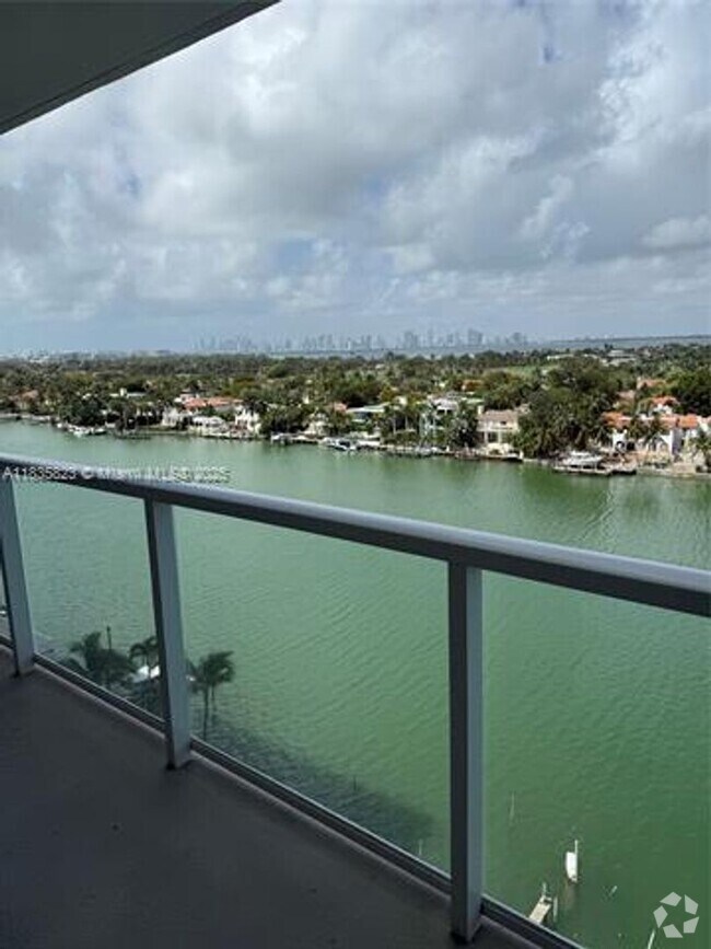 Building Photo - 5750 Collins Ave