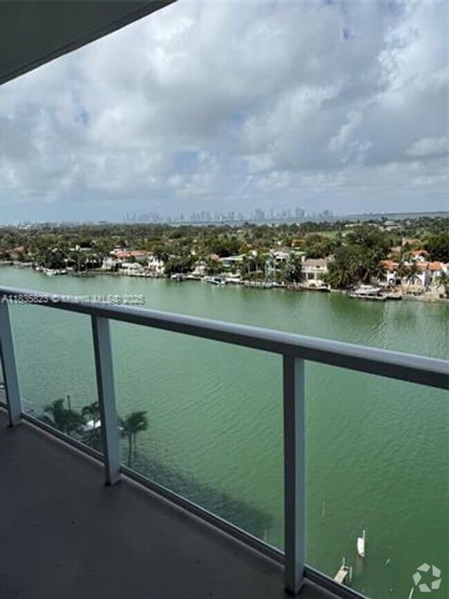 Building Photo - 5750 Collins Ave