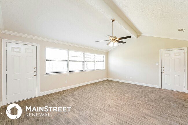 Foto del edificio - 2505 Trenton Dr