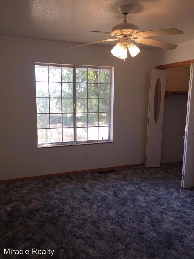 Building Photo - 25249 Berkeley Dr