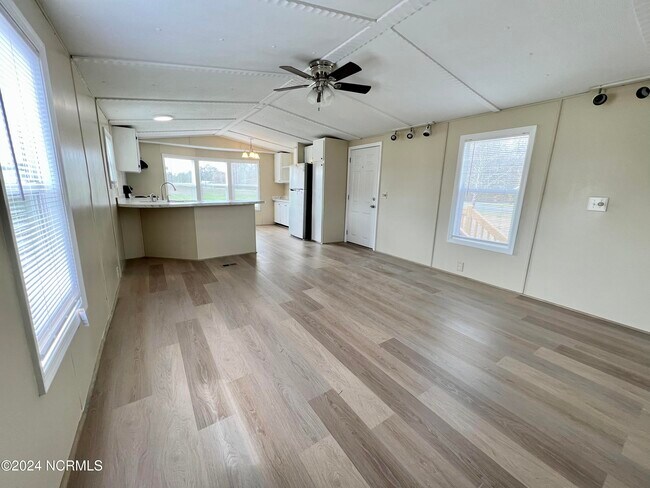 Foto del edificio - 1642 Virginia Rd