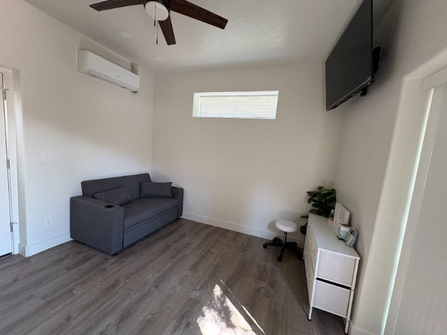 Foto del edificio - 2357 E 350 N