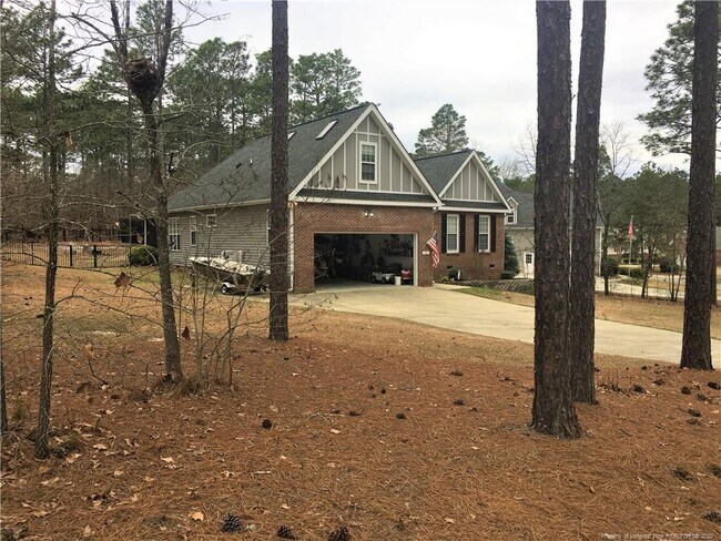 Building Photo - 109 Golf Dr