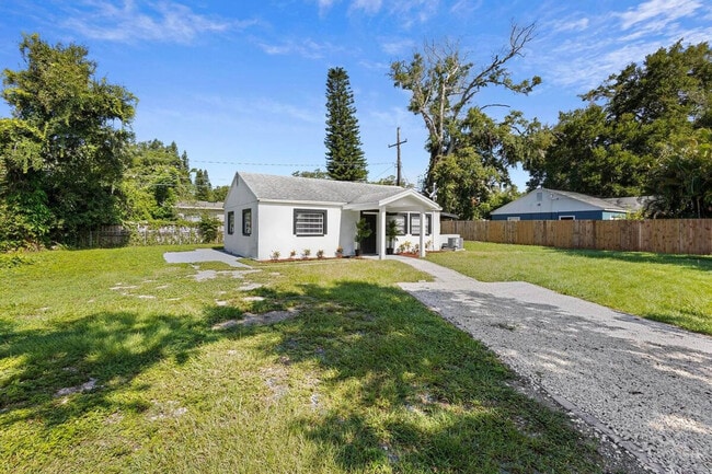 Building Photo - 3100 Page Ave