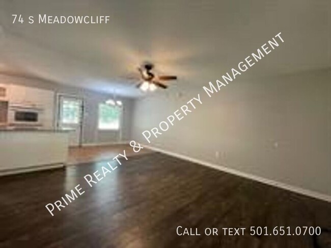 Building Photo - 74 S Meadowcliff Dr