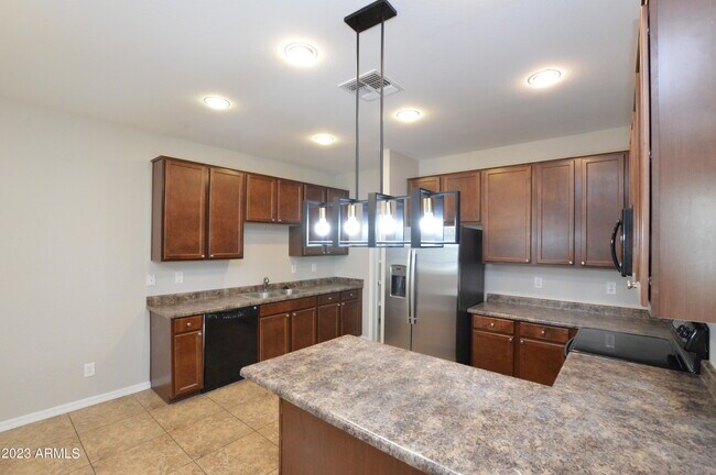 Foto del edificio - 971 S Brewer Dr