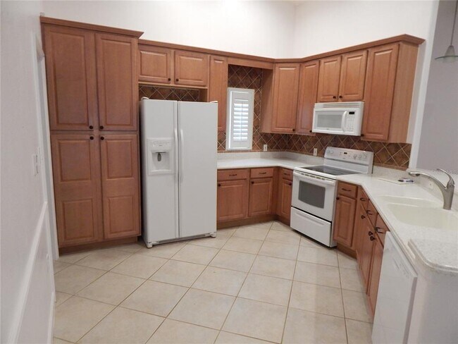 Foto del edificio - 2807 W Bay Haven Dr