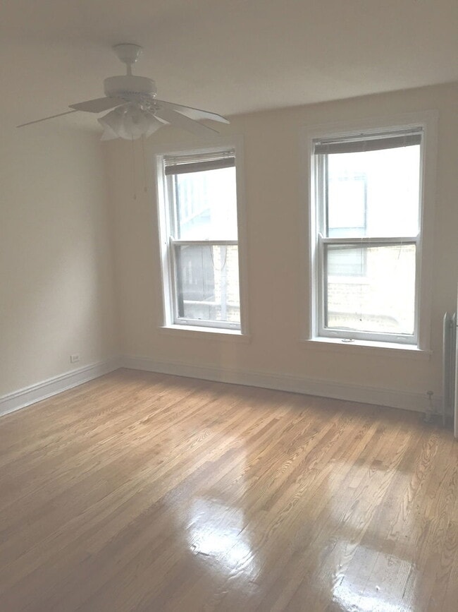 Foto del edificio - 1609 Ridge Ave