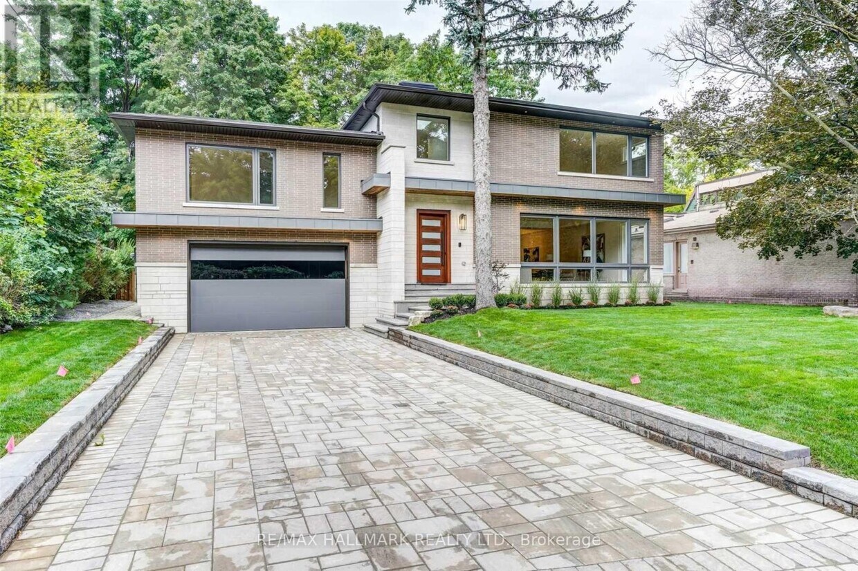 Primary Photo - 31 Timberlane Dr