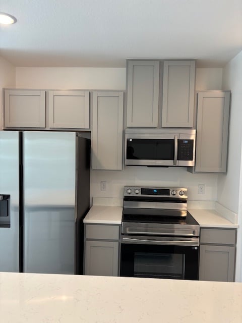 Foto del edificio - 3749 Academia Ave