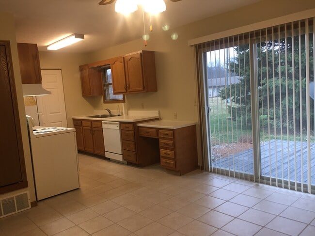 Puertas de patio a la terraza - 1232 Schneiders Crossing Rd NW