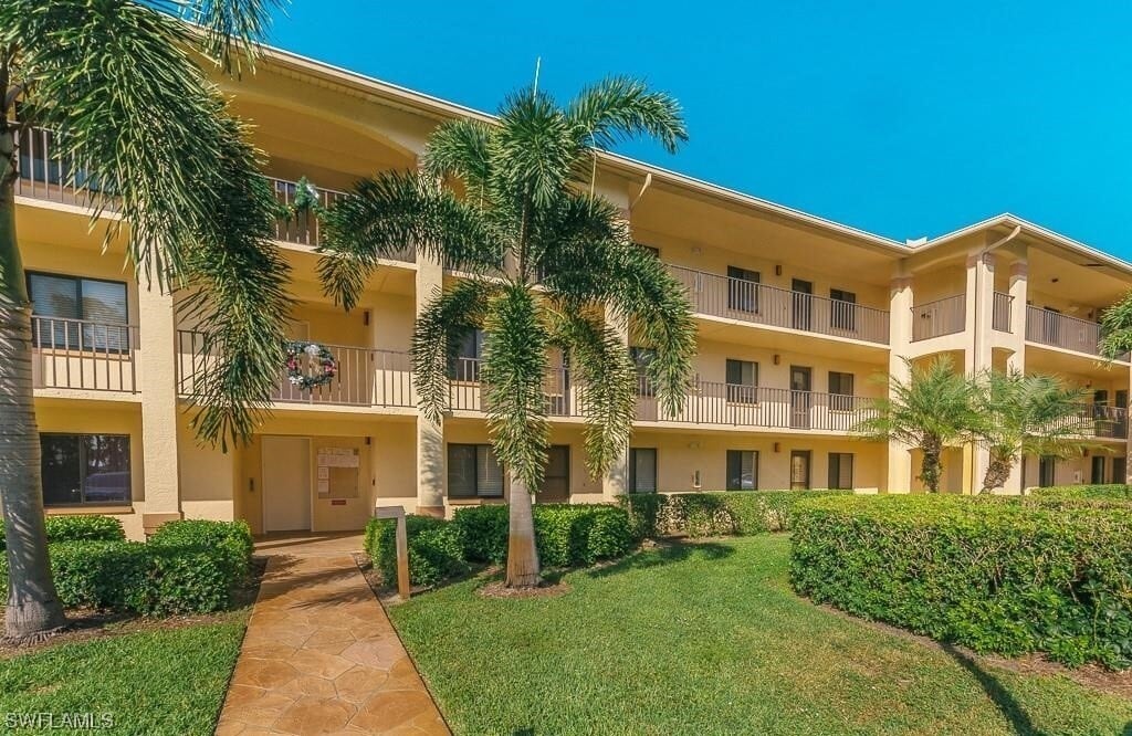 5776 Deauville Cir Unit C306, Naples, FL 34112 Condo for Rent in