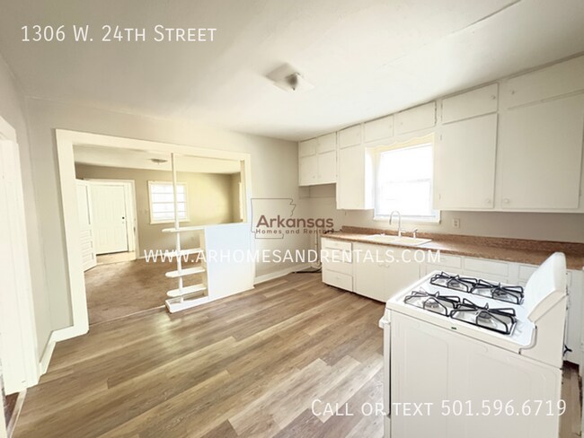 Foto del edificio - 1306 W 24th St