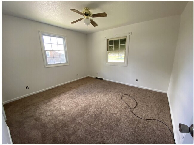 Building Photo - Westchester Duplex