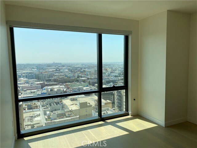 Foto del edificio - 400 S Broadway