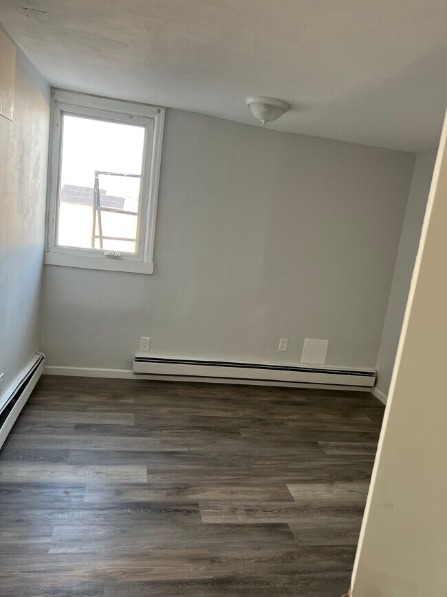 135 Hudson St Unit 3rd Floor, Newark, NJ 07103 Condo for Rent in