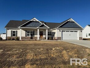 Building Photo - 101 Creeks Edge Dr