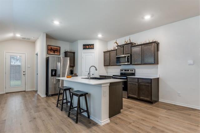 Foto del edificio - 1910 Bailer Wy