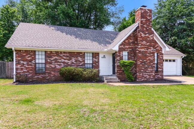 Building Photo - 6891 Autumnhill Ln