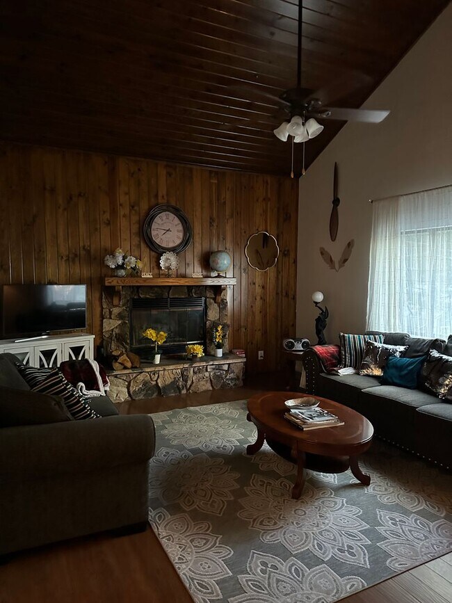 Foto del edificio - 2 bedroom 2bath with garage.