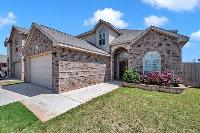 Foto del edificio - 8330 E County Rd 114