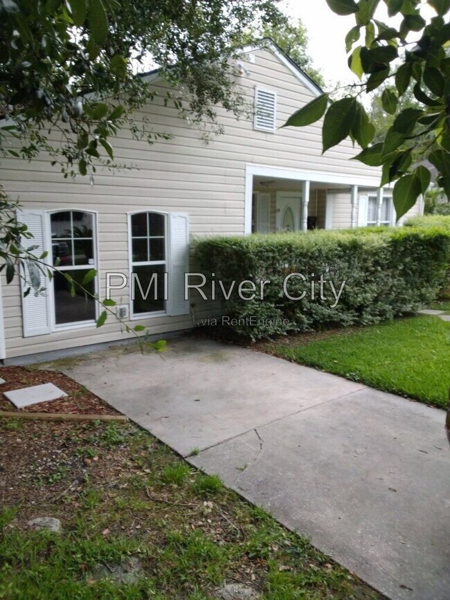 Foto del edificio - 5018 Birkenhead Rd