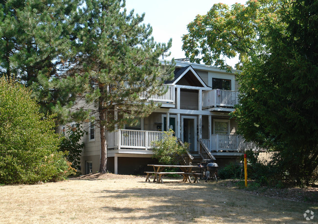 Building Photo - Cedar Park Apartments