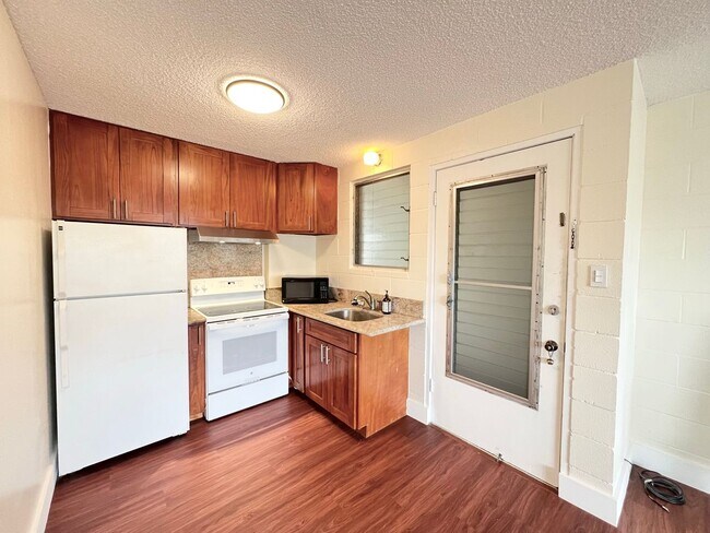 Foto del edificio - 1335 Wilder Ave