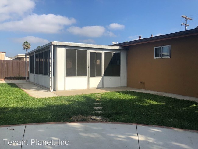 Building Photo - 4 br, 2 bath House - 1284 Dixon Way