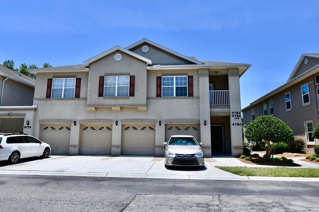 Building Photo - 9782 Summer Grove Way W