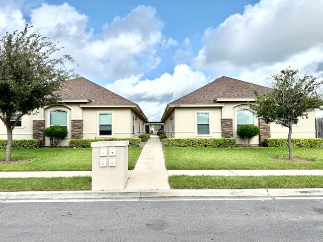 Perfect for your lifestyle & the ideal place to live - 2009 Jackson St
