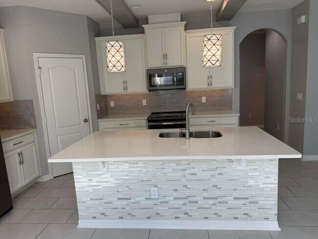 Foto del edificio - 1301 Clear Brook Pl