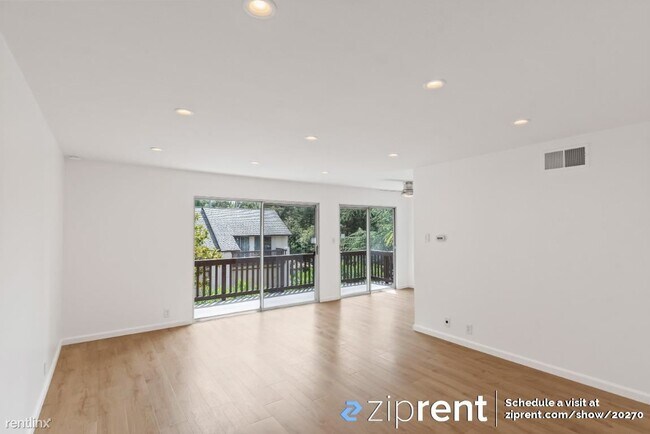 Building Photo - 3 br, 2.5 bath Townhome - 1779 Gazelle Way...