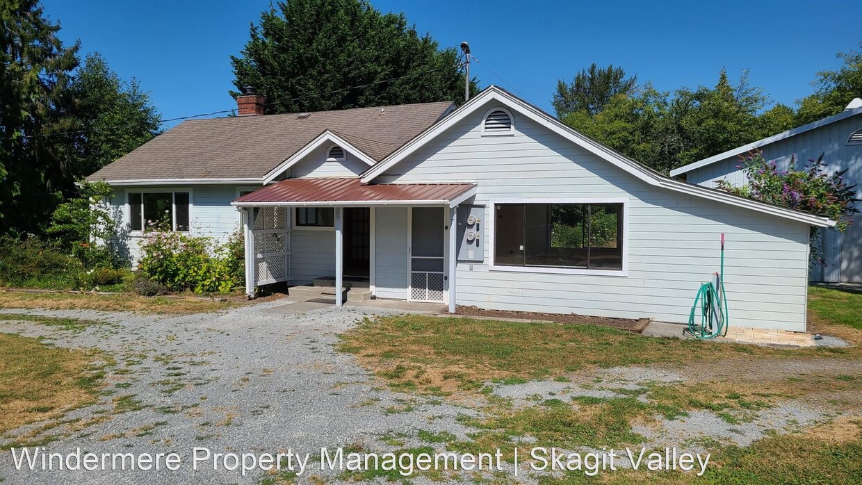 Primary Photo - 4 br, 2 bath House - 22267 Cedardale Road