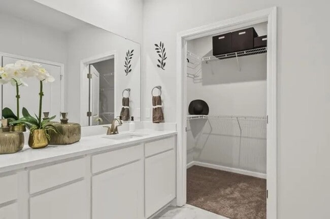 Building Photo - Beautiful Townhome for Rent!