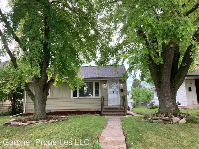 Building Photo - 3 br, 1 bath House - 5918 N 80th Street