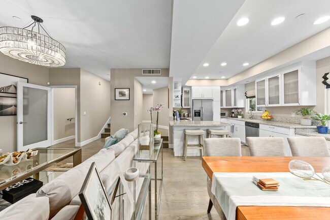 Foto del edificio - 550 Vernon Ave